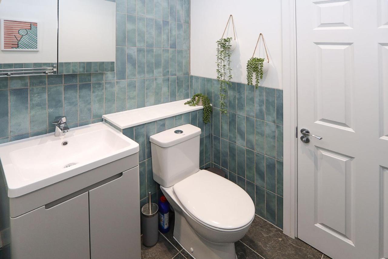 The London Secret, 1 Bed Flat With Patio - Zone 2 Leilighet Eksteriør bilde
