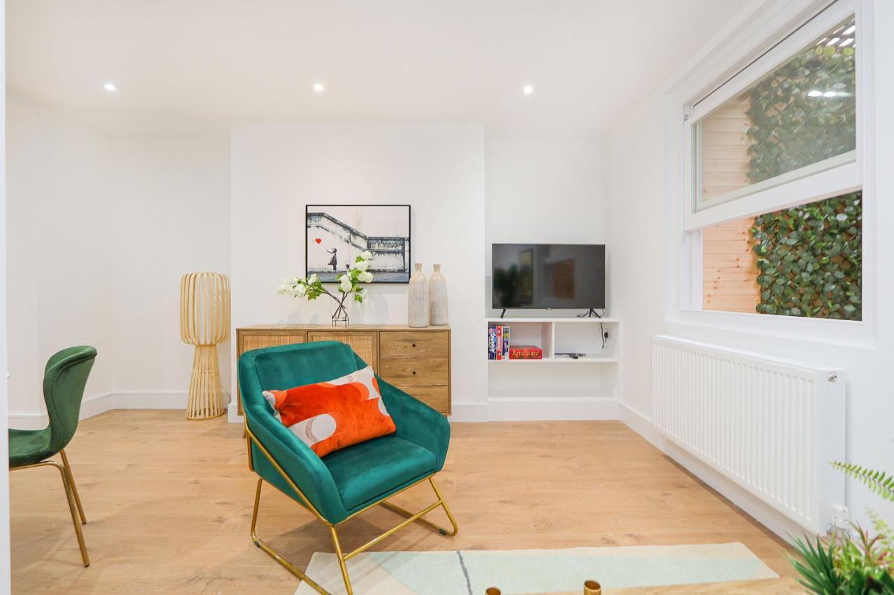 The London Secret, 1 Bed Flat With Patio - Zone 2 Leilighet Eksteriør bilde