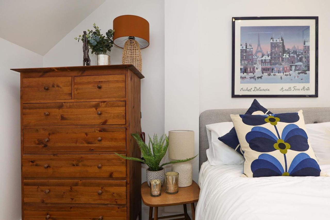 The London Secret, 1 Bed Flat With Patio - Zone 2 Leilighet Eksteriør bilde