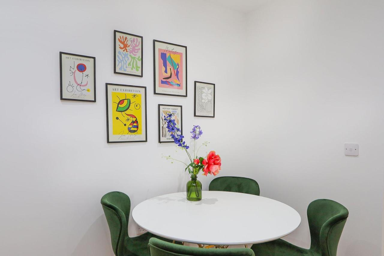 The London Secret, 1 Bed Flat With Patio - Zone 2 Leilighet Eksteriør bilde