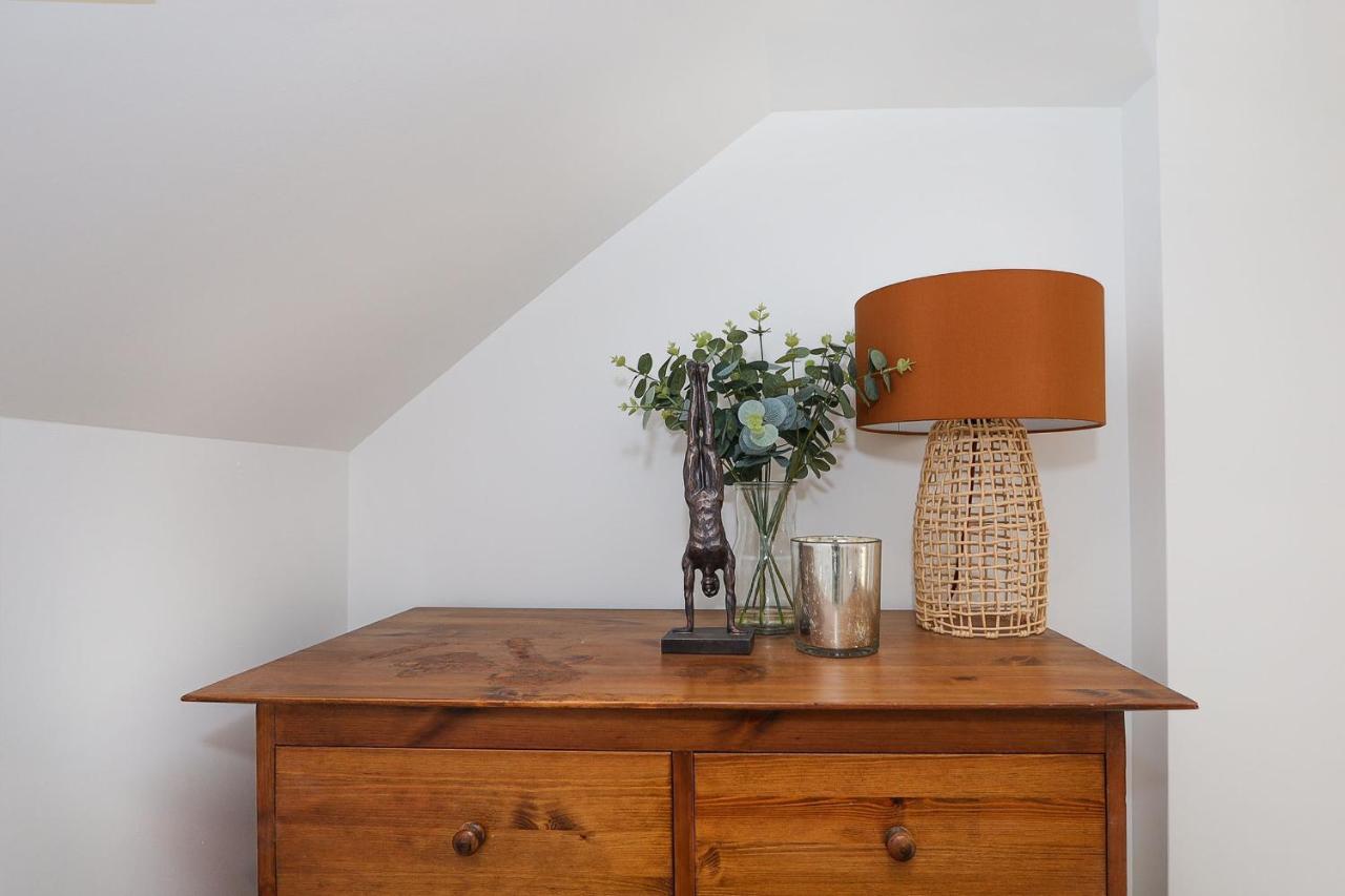 The London Secret, 1 Bed Flat With Patio - Zone 2 Leilighet Eksteriør bilde